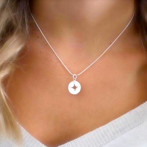 Jewelry - ✨925 Sterling Silver Circle Compass Necklace✨